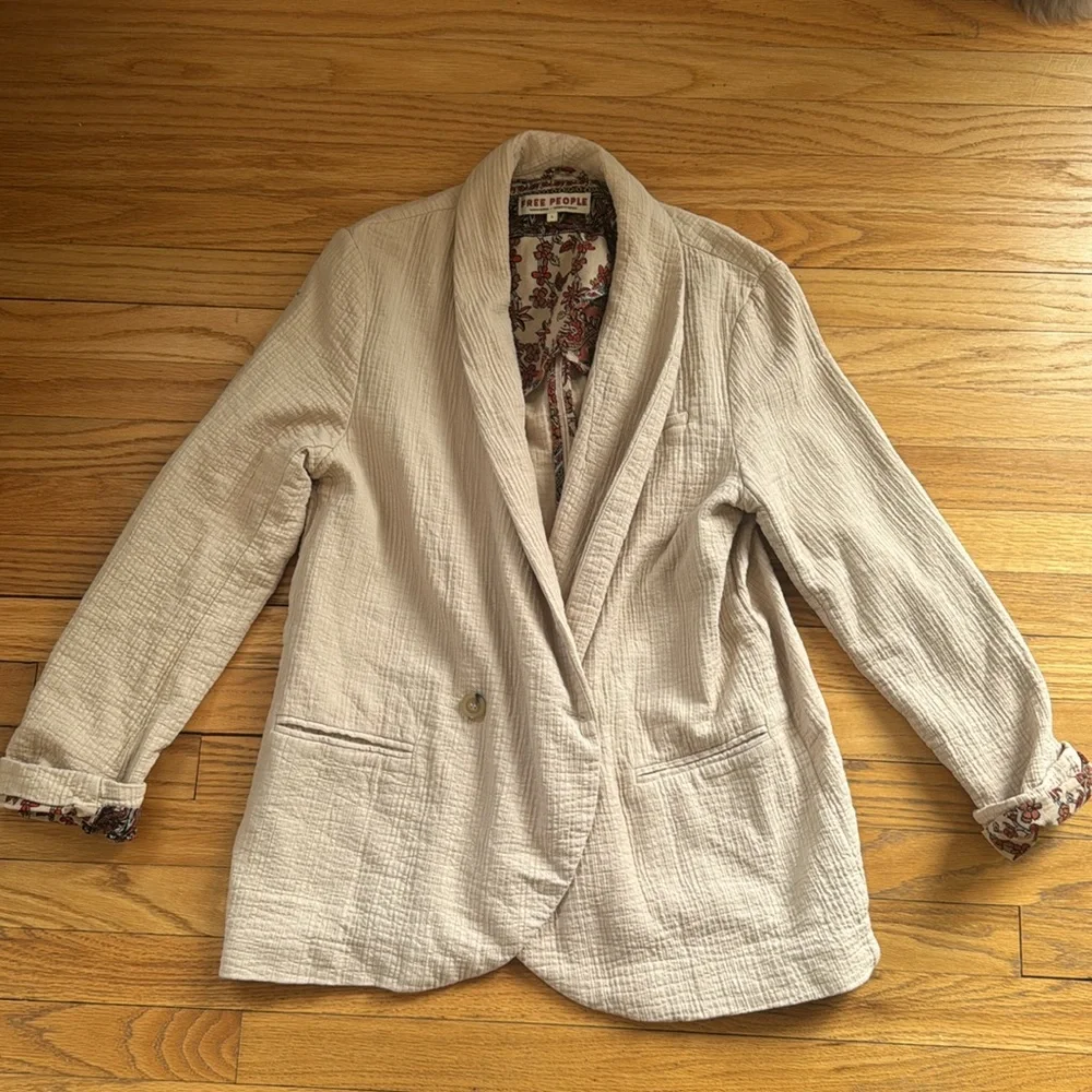 Free People Cream Textured Blazer with Floral Cuff - Picture 4 of 8